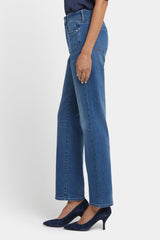 Marilyn Straight Jeans - Lake Notre-Dame