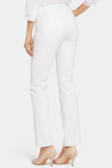 Marilyn Straight Jeans In Petite - Optic White