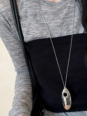 Women’s Bold & Beautiful Geometric Oval Pendant Necklace