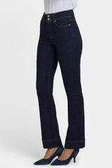 Barbara Bootcut Jeans In Petite - Magical