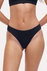 Low Waist Bikini Bottom | Crispy Black