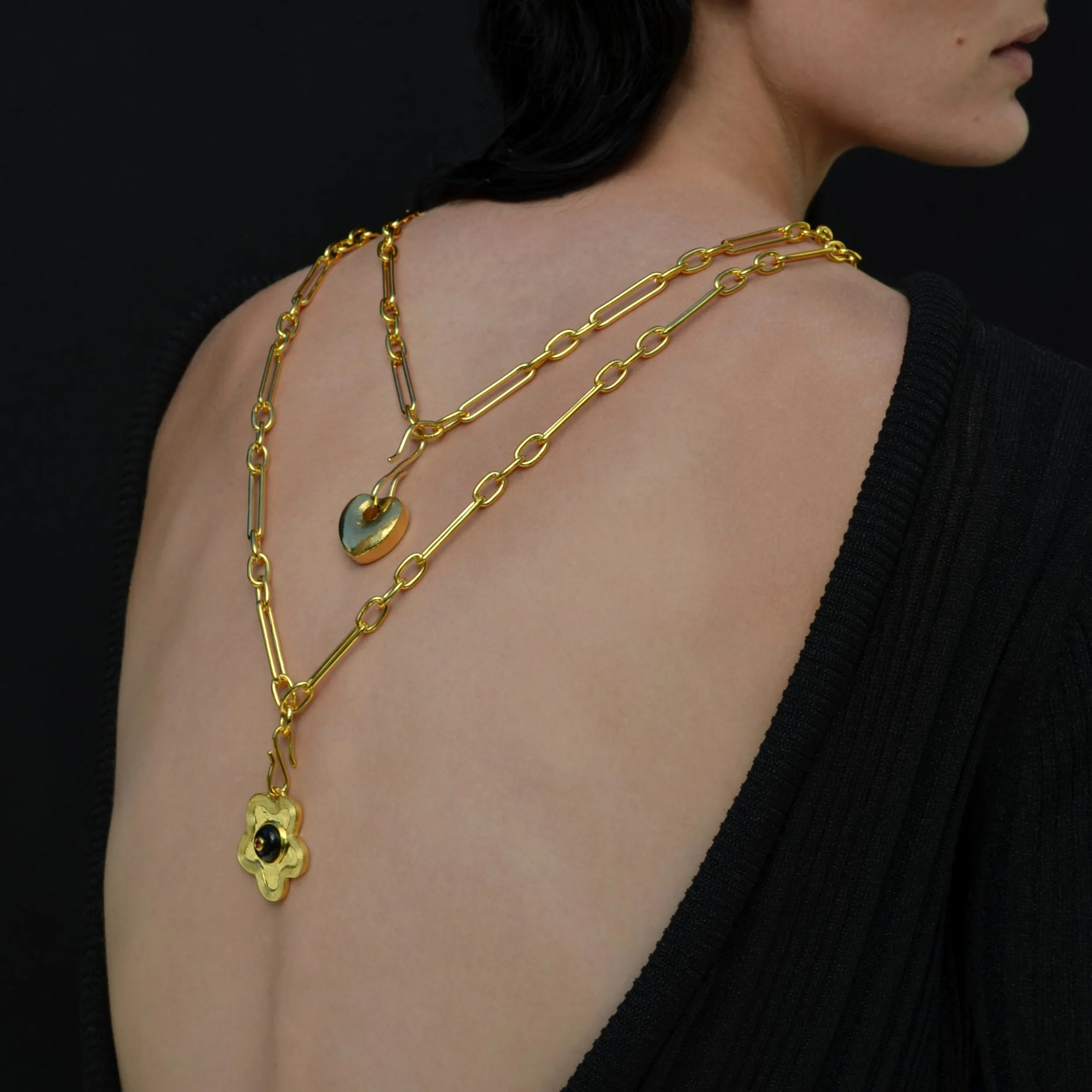 Nana Pendant