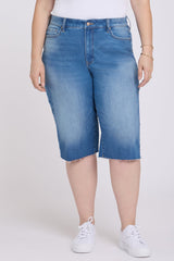 Kristie '80s Bermuda Denim Shorts In Plus Size - Pacifica