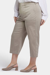 Utility Pants In Plus Size - Saddlewood